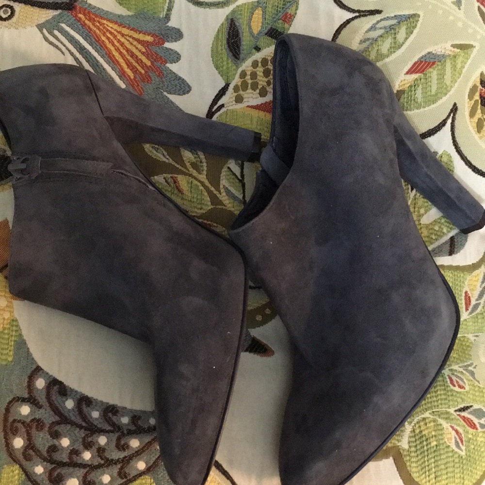 New Lauren Ralph Lauren Grey Suede Heeled Boots 10 - Picture 7 of 8